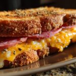 Sándwich Salami y Cheddar