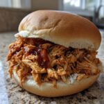 Sándwich de Pollo Desmenuzado